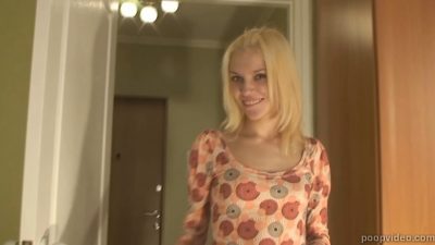 Shurupova Tanya - Pooping Porn Video in HD-720p (Russian Scat)